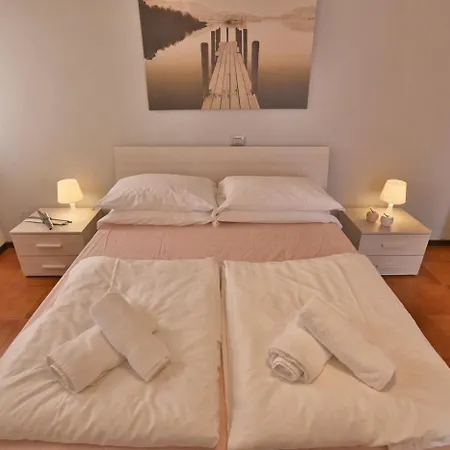 Armonia - Theater Apartment *